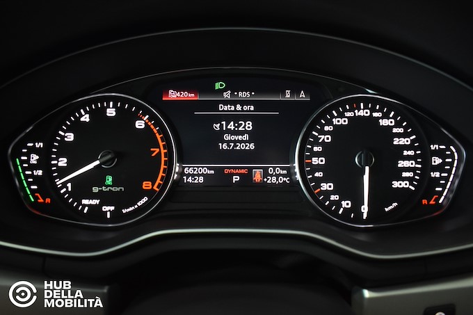 AUDI A4 Avant 40 g-tron S tronic Business Advanced